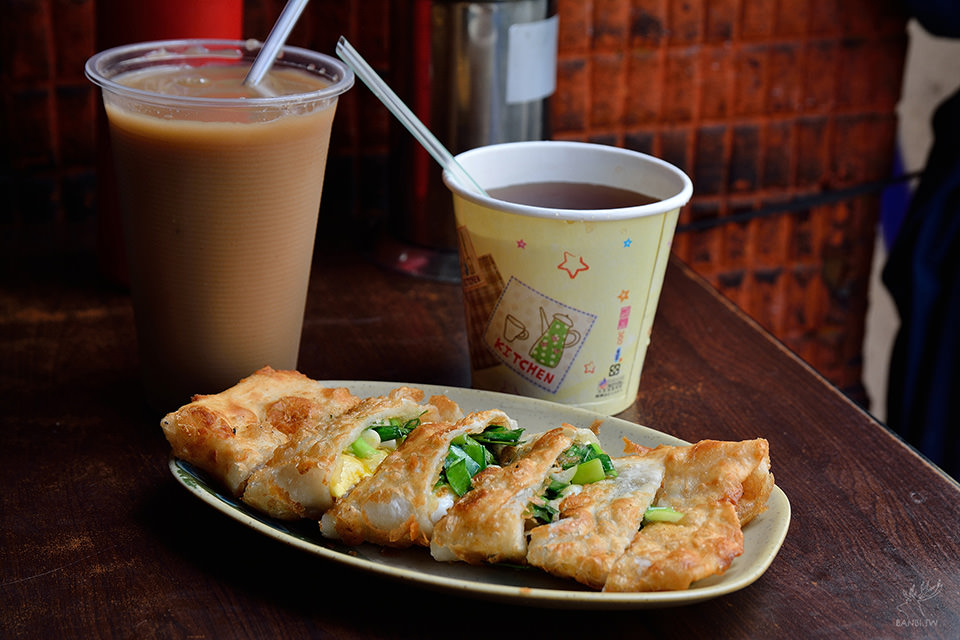 台北延三早餐-津津豆漿店好吃手工韭菜蛋餅-大橋頭站美食 TPI_8482