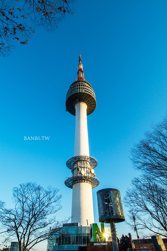 N首爾塔眺望美麗首爾夜景 怎麼去?明洞站交通與纜車購票方式