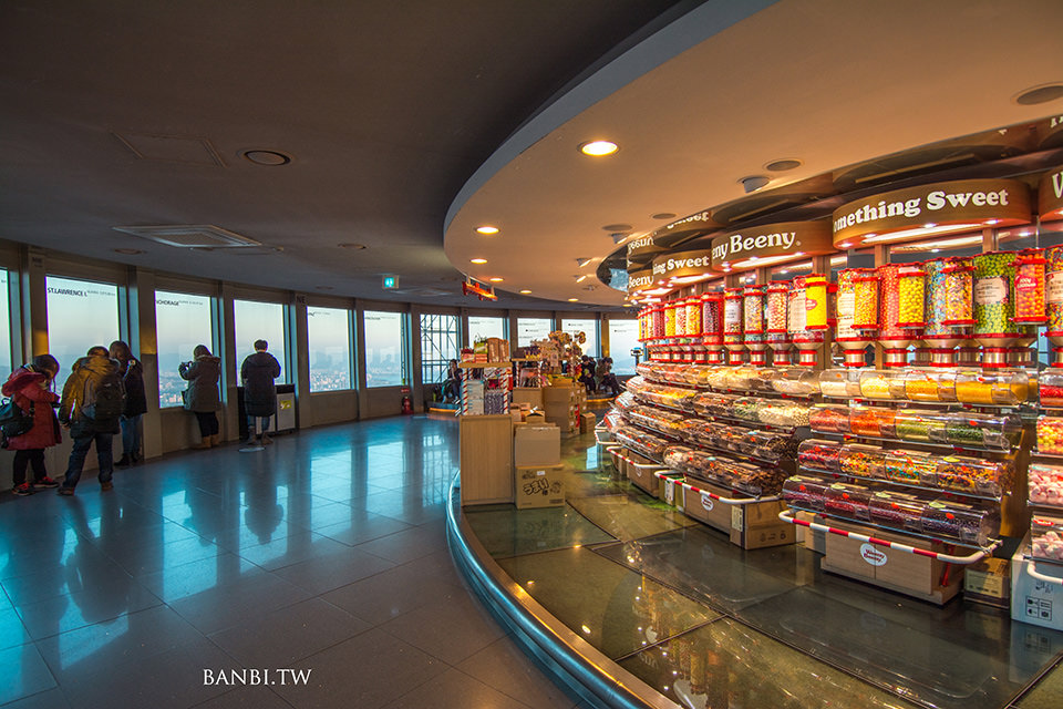 N首爾塔眺望美麗首爾夜景 怎麼去?明洞站交通與纜車購票方式