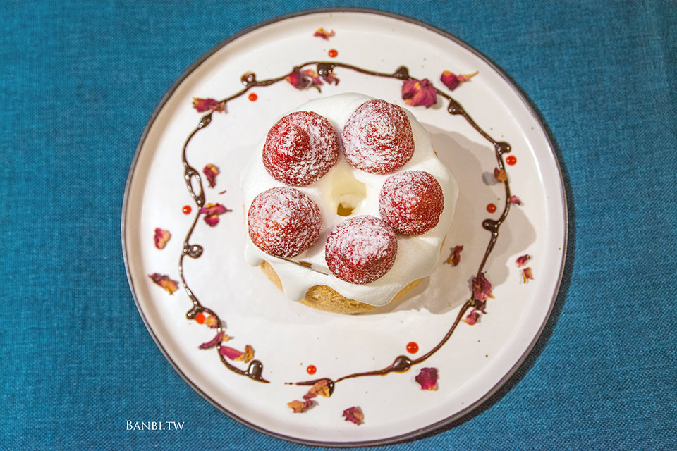 台北中山-時安靜好 誘人的火山抹茶戚風蛋糕 蔥花可頌 松江南京站美食咖啡館