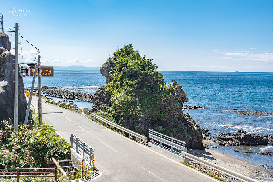 日本秘境100選 青森海岸極美天堂佐井村佛浦 不可思議寶石色海 白色巨奇岩 Banbi 斑比美食旅遊