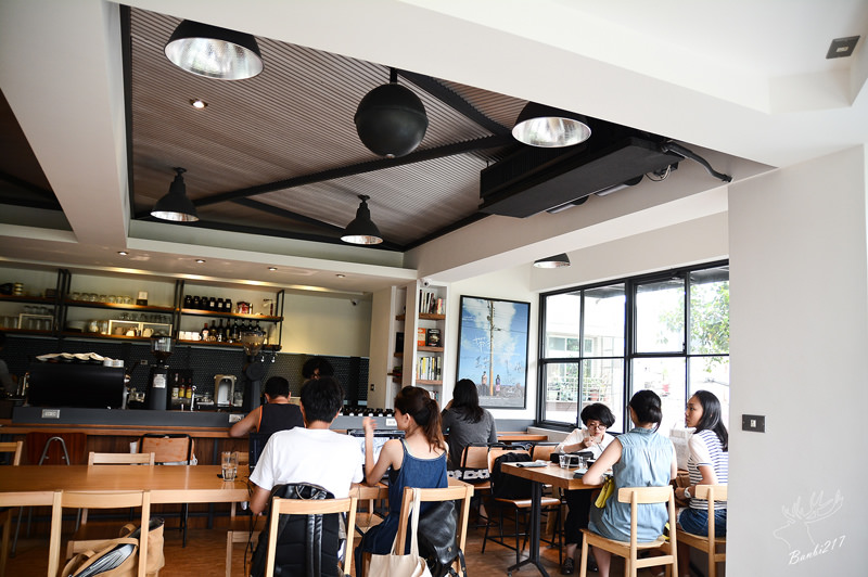 中山站.大同區美食:日子咖啡二店nichi nichi +park,公園美景的不限時咖啡館與下午茶甜點推薦(也靠近捷運台北車站與雙連站) @ Banbi217 美食旅遊 痞客邦 PIXNET DSC_5806-1.jpg