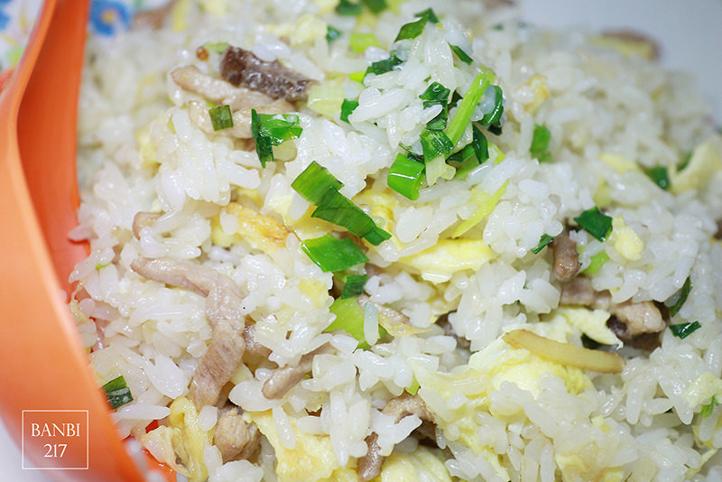 Banbi217 美食旅遊: 網友票選全台美味炒飯之第一二三名的炒飯:鼎泰豐 民生炒飯 小茅屋(台北捷運美食)