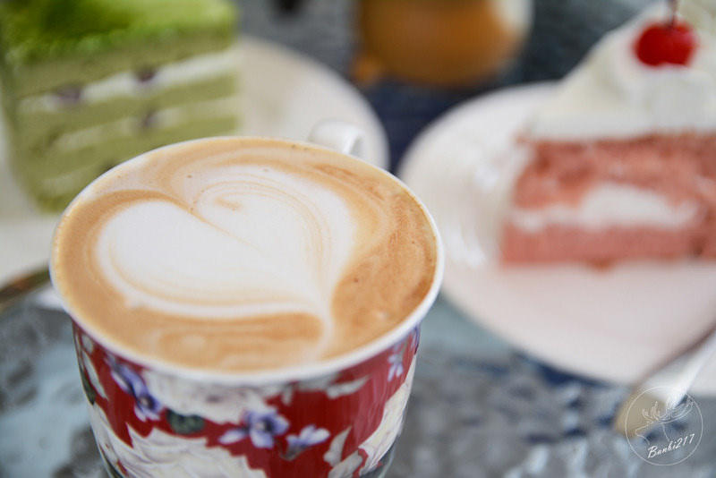 Banbi217 美食旅遊: 紅葉蛋糕中和店.咖啡館.下午茶(近中和德光路與板橋忠孝路)