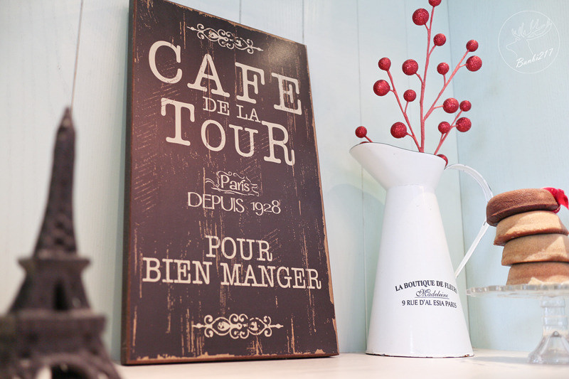 Banbi217 美食旅遊: 台中美食。月之戀人 Moon Lovers 日法洋菓子甜點,客製化訂結婚喜餅、彌月蛋糕到店及宅配試吃,可愛兔子草莓鮮奶油蛋糕,神保蛋糕捲(邀約)