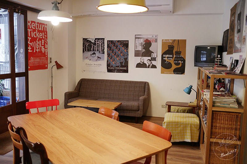 Banbi217 美食旅遊: [台北公館]Pica Pica Café 喜鵲咖啡(Picnic Cafe 野餐咖啡二店)-焦糖肉桂捲(捷運台電大樓站)