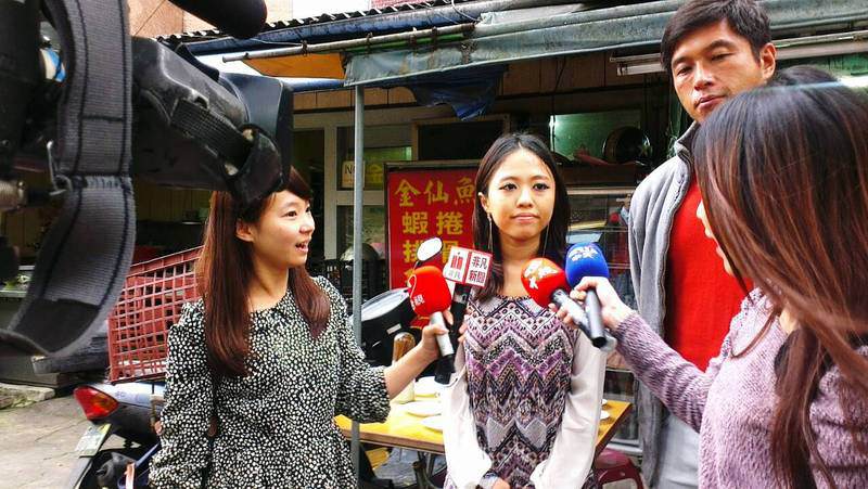 Banbi217 美食旅遊: 網友票選全台美味炒飯之第一二三名的炒飯:鼎泰豐 民生炒飯 小茅屋(台北捷運美食)