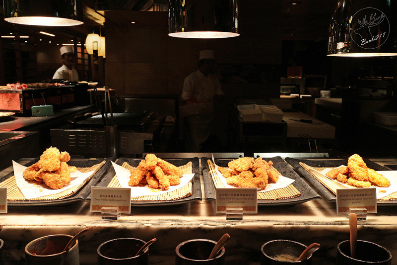 Banbi217 美食旅遊: 台北君悅酒店彩日本料理自助餐吃到飽新菜日式炸豬排,捷運台北101世貿站、市政府站、信義區(邀約)[GRAND HYATT TAIPEI IRODORI Japanese cuisine]