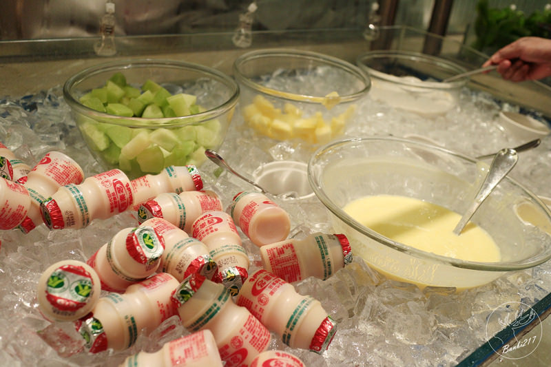 Banbi217 美食旅遊: 礁溪長榮鳳凰酒店(宜蘭溫泉住宿附早餐,免費到番茄果園採番茄)[邀約]