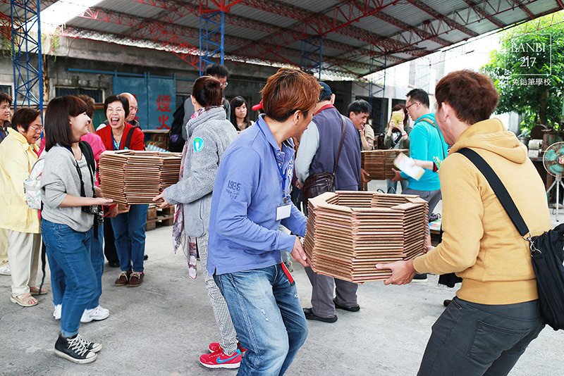 Banbi217 美食旅遊: 玉兔鉛筆學校:宜蘭一日輕旅行 觀光工廠參觀鉛筆製作與鉛筆彩繪DIY(宜蘭玩學院)[邀約]