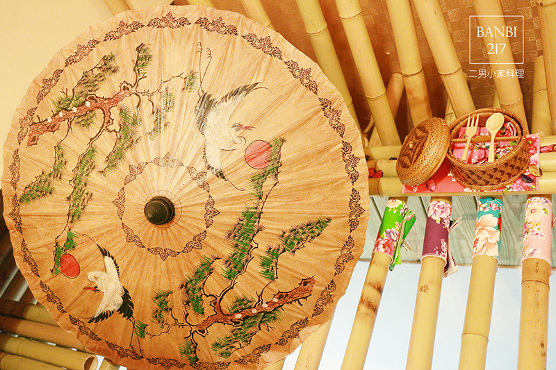 Banbi217 美食旅遊: 二男小家料理 星鰻魚丼飯 鮭魚卵親子丼 握壽司 平價日本料理 (中和 板橋 環球購物美食)