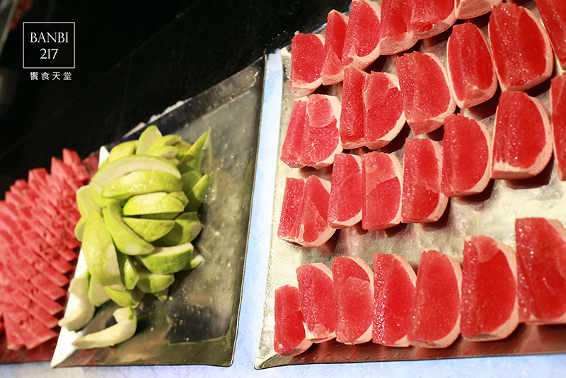 Banbi217 美食旅遊: 饗食天堂 自助餐吃到飽:日式料理,西式料理,中式料理,蛋糕,哈根達斯冰淇淋 (FE21遠東百貨,捷運板橋站)[邀約]