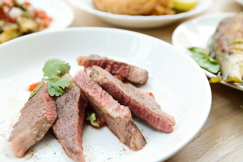 [在家宴客派對料理]洋流市集生鮮宅配、英式炸魚薯條、煎牛小排、義式香草煎母香魚、干貝蘆筍燉飯、煎鮑魚佐莎莎醬食譜做法(邀約):Banbi217 美食旅遊