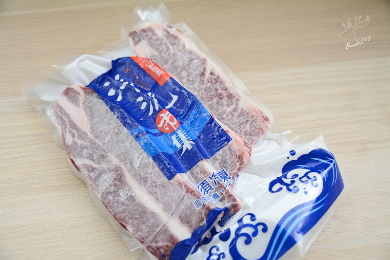 [在家宴客派對料理]洋流市集生鮮宅配、英式炸魚薯條、煎牛小排、義式香草煎母香魚、干貝蘆筍燉飯、煎鮑魚佐莎莎醬食譜做法(邀約):Banbi217 美食旅遊