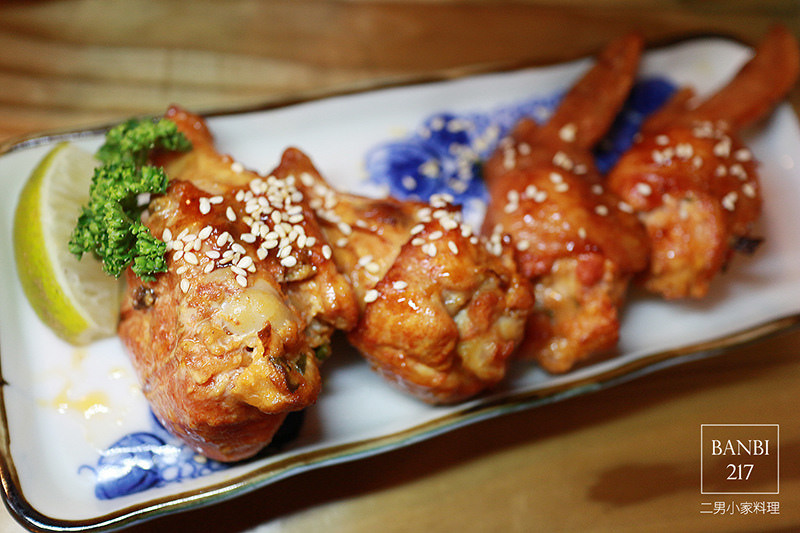 Banbi217 美食旅遊: 二男小家料理 星鰻魚丼飯 鮭魚卵親子丼 握壽司 平價日本料理 (中和 板橋 環球購物美食)