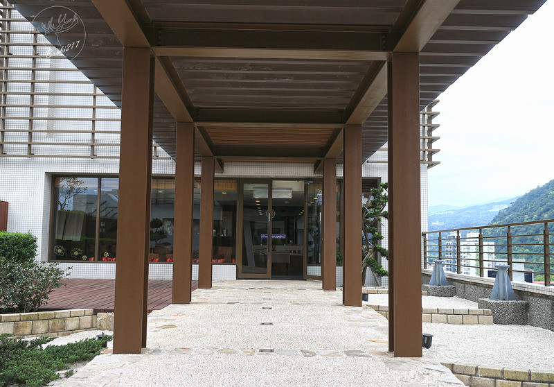 Banbi217 美食旅遊: 礁溪長榮鳳凰酒店(宜蘭溫泉住宿附早餐,免費到番茄果園採番茄)[邀約]