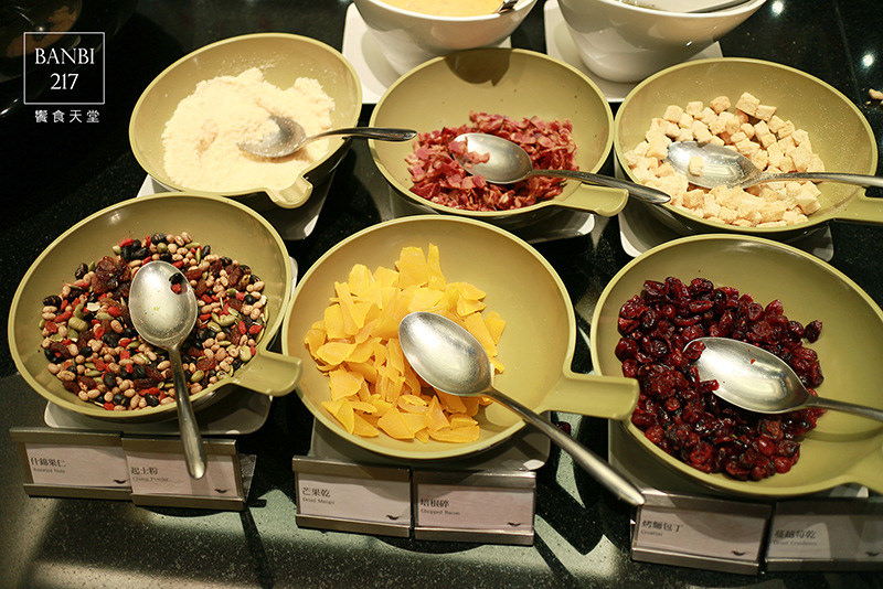 Banbi217 美食旅遊: 饗食天堂 自助餐吃到飽:日式料理,西式料理,中式料理,蛋糕,哈根達斯冰淇淋 (FE21遠東百貨,捷運板橋站)[邀約]