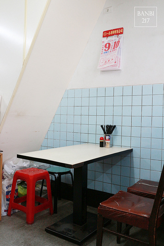 Banbi217 美食旅遊: 網友票選全台美味炒飯之第一二三名的炒飯:鼎泰豐 民生炒飯 小茅屋(台北捷運美食)