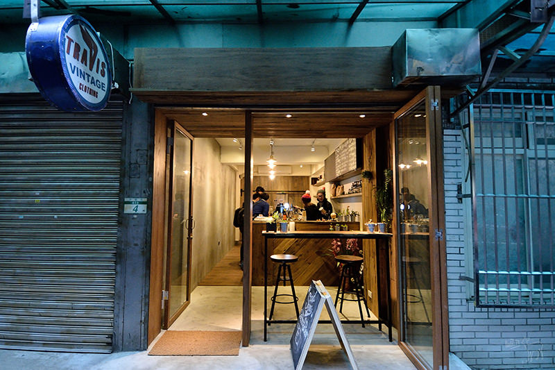 Coffee Stand by me 吸引目光的咖啡啤酒小店,台北赤峰街捷運松山淡水線中山站美食