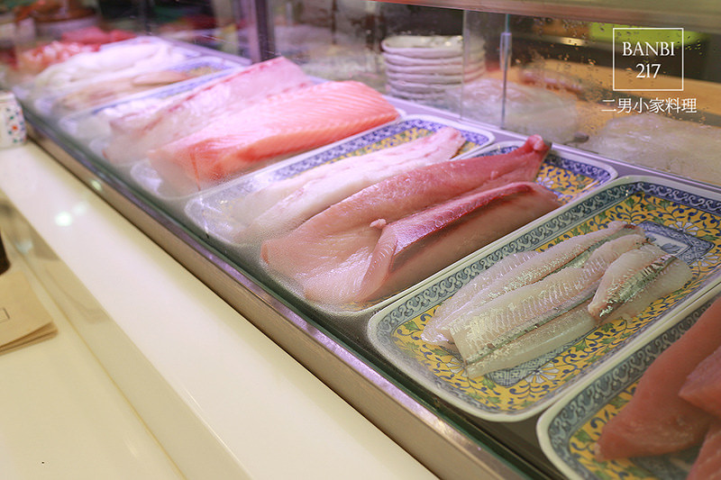 二男小家料理 平價且新鮮好吃的壽司丼飯,軍艦,握壽司,炙燒,生魚片:內有二男菜單價目表(中和環球周邊美食,日本料理)