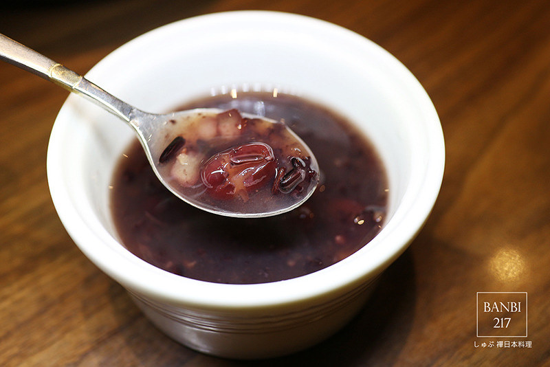 Banbi217 美食旅遊: しゃぶ禪日本料理 澳洲和牛肉壽喜燒,日本酵母豬肉日式涮涮鍋,生魚片(天母大葉高島屋美食,捷運芝山站轉免費接駁車)