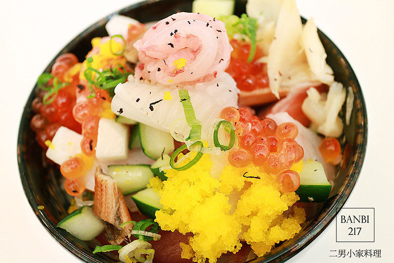 二男小家料理 平價且新鮮好吃的壽司丼飯,軍艦,握壽司,炙燒,生魚片:內有二男菜單價目表(中和環球周邊美食,日本料理)