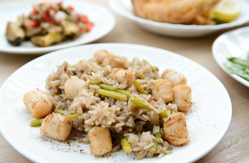 [在家宴客派對料理]洋流市集生鮮宅配、英式炸魚薯條、煎牛小排、義式香草煎母香魚、干貝蘆筍燉飯、煎鮑魚佐莎莎醬食譜做法(邀約):Banbi217 美食旅遊