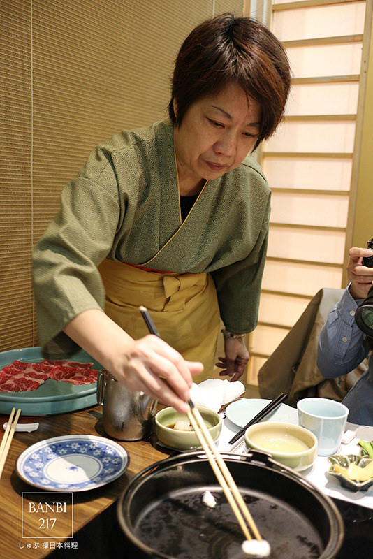 Banbi217 美食旅遊: しゃぶ禪日本料理 澳洲和牛肉壽喜燒,日本酵母豬肉日式涮涮鍋,生魚片(天母大葉高島屋美食,捷運芝山站轉免費接駁車)