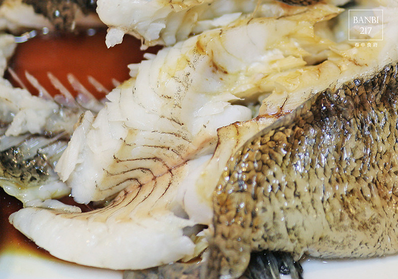 Banbi217 美食旅遊: 春申食府 上海桌菜,婚宴會館,乳腐扣肉,北京烤鴨三吃 (東區,捷運忠孝敦化站美食餐廳)