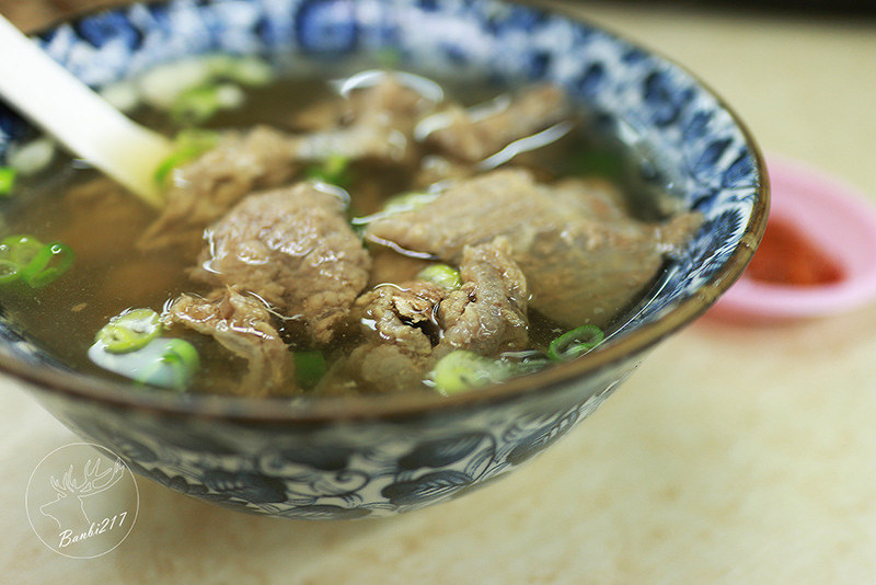 Banbi217 美食旅遊: [台北橋延三觀光夜市小吃美食]牛爺爺生炒沙茶牛肉店,全牛料理、原汁半筋半肉牛肉湯、牛肉炒飯(捷運大橋頭站、大同區)