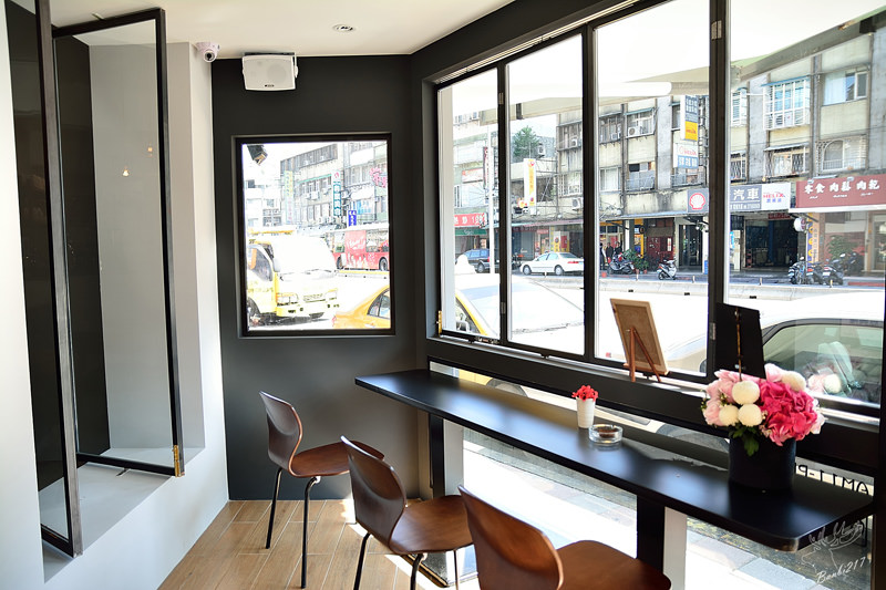 食尚玩家莎莎開的咖啡館Halo Cafe:可以吃到莎莎親手做的蛋糕!台北信義區捷運市政府站不限時美食下午茶 @ Banbi217 美食旅遊 痞客邦 PIXNET DSC_5770.jpg